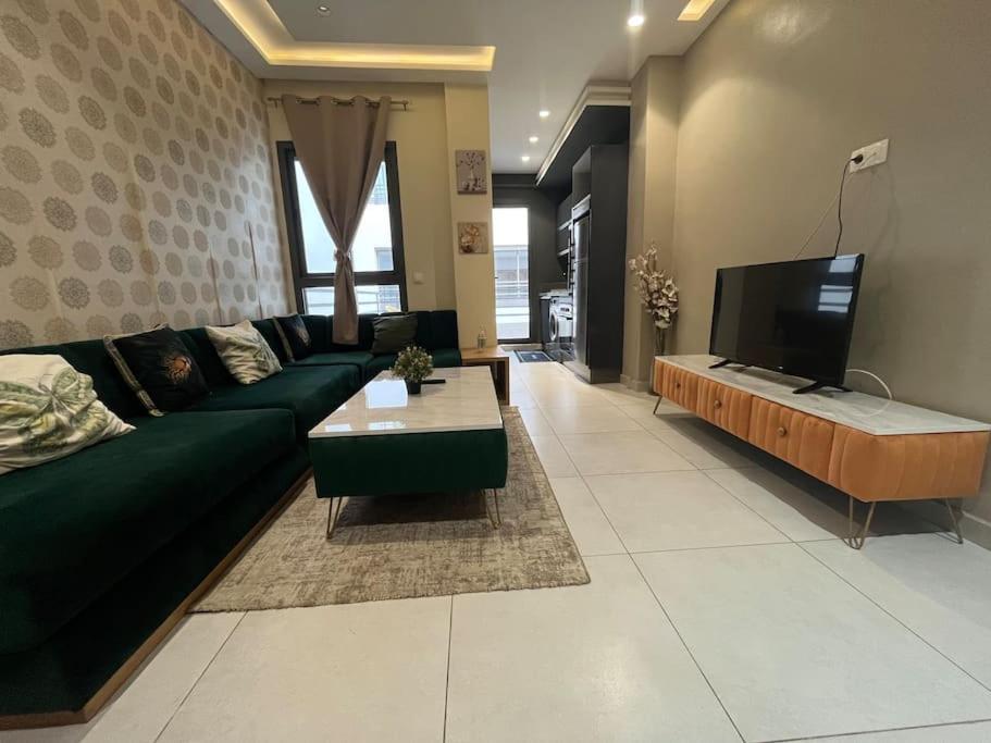 Charming At Maarif Casa Blanca